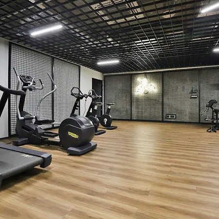 Apartment In With Free Access To The Gym And Parking By Renters *