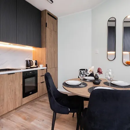 In With Free Access To The Gym And Parking By Renters Apartment Gdansk