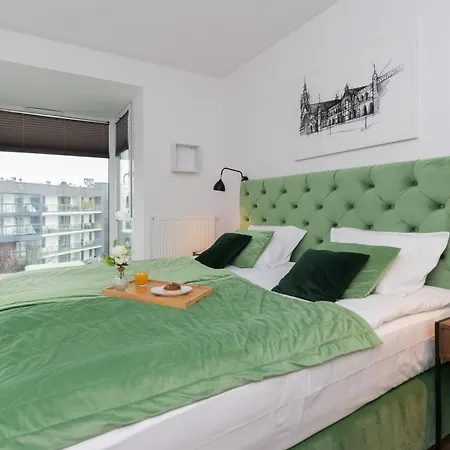 In With Free Access To The Gym And Parking By Renters Gdansk