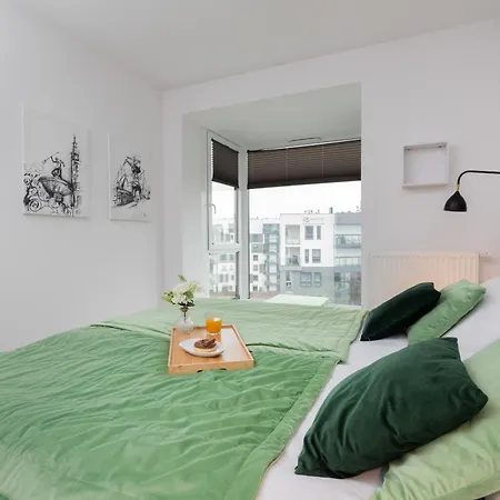 In With Free Access To The Gym And Parking By Renters Gdansk